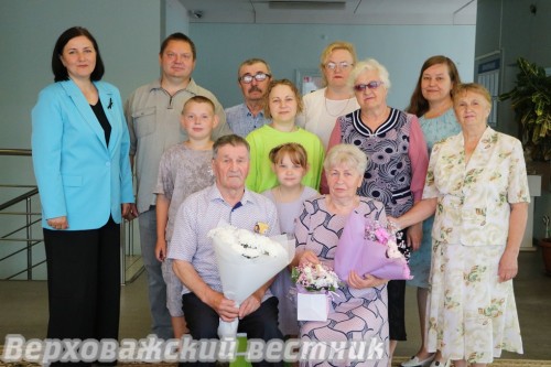 Торжественная регистрация золотой свадьбы супругов Байдаковых прошла  в Верховажском секторе загс