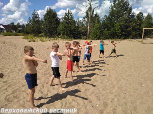Тренировки клуба "Ратник" возобновились в июне, занятия проходили на пляже