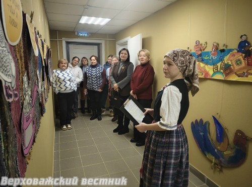Экспозиция начинается в фойе Верховажского ЦТНК