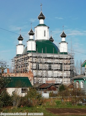В храме Покрова Пресвятой Богородицы уже восемь лет ведутся восстановительные работы